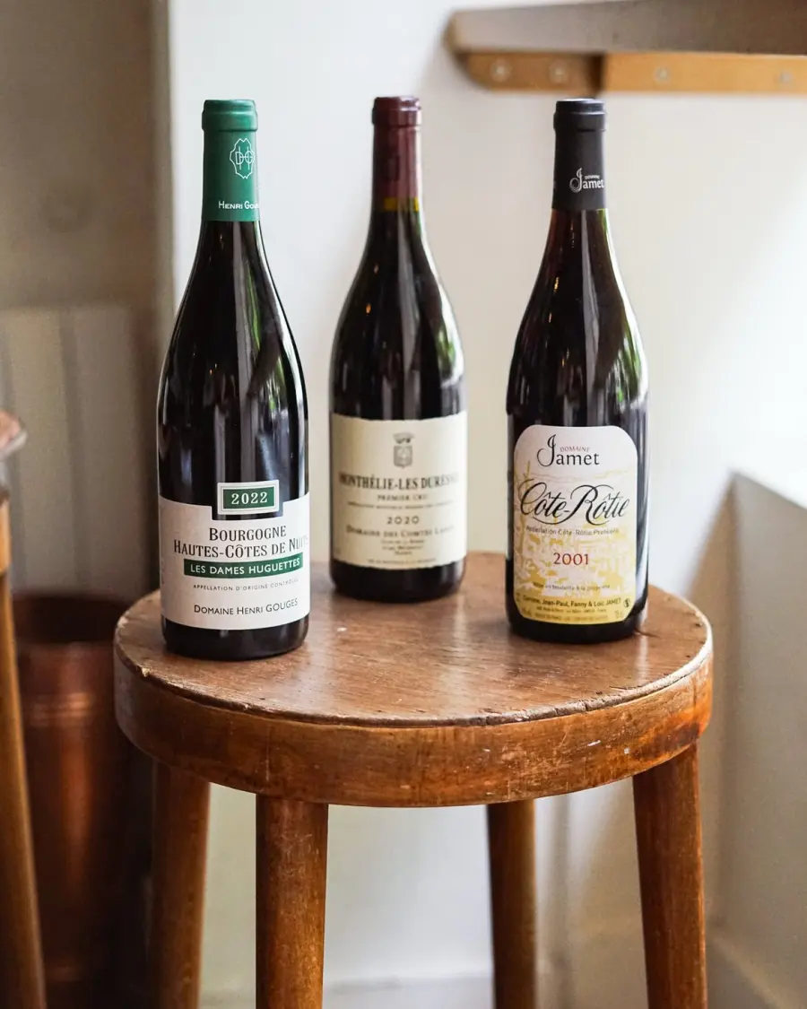 Les bouteilles de la cave du Bel Ami